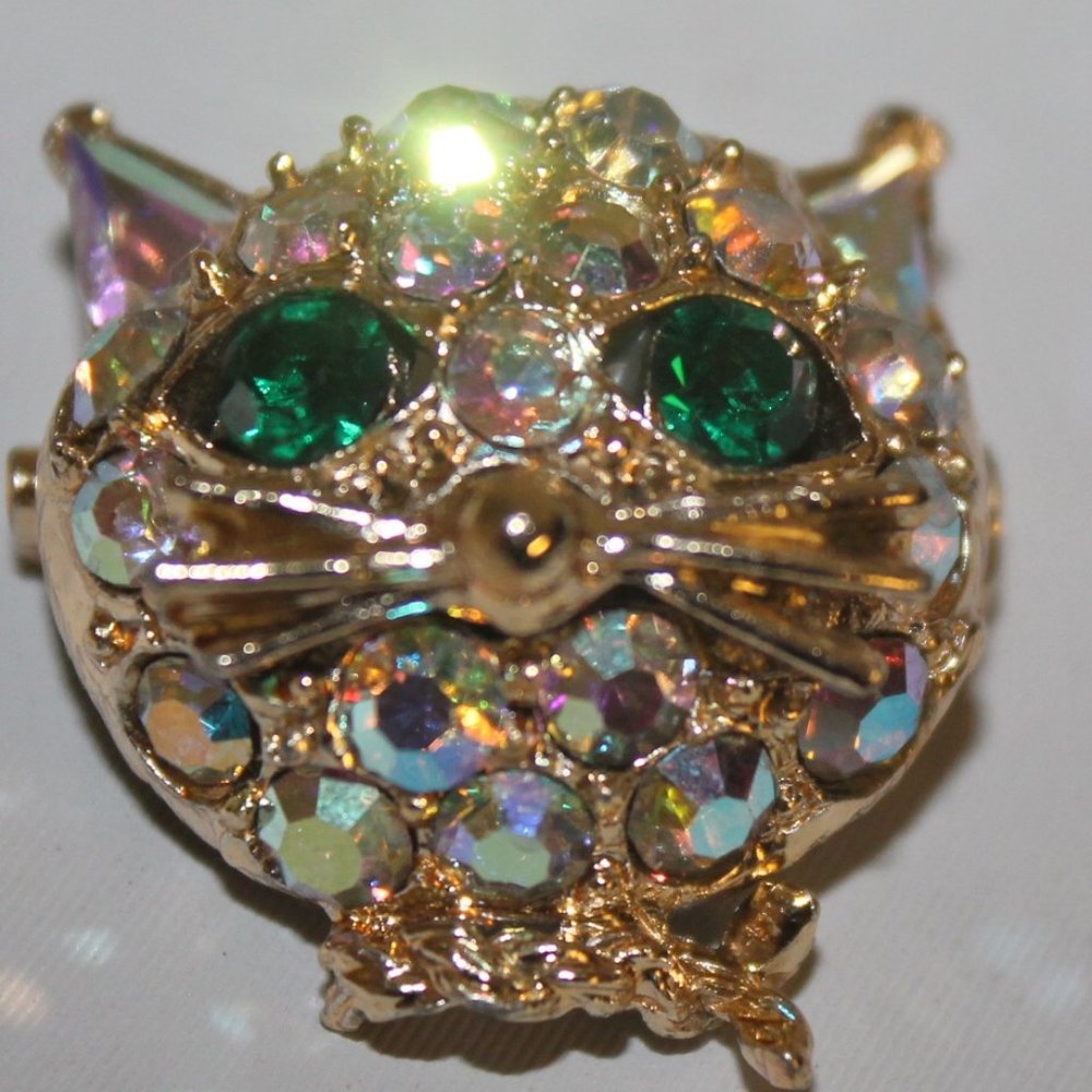 Vintage Antique AB Aurora Borealis Crystal Figural Ornate Cat Pin Brooch